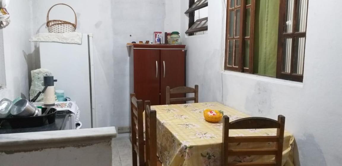 Hostel Praia Martin De Sa Карагуататуба Экстерьер фото